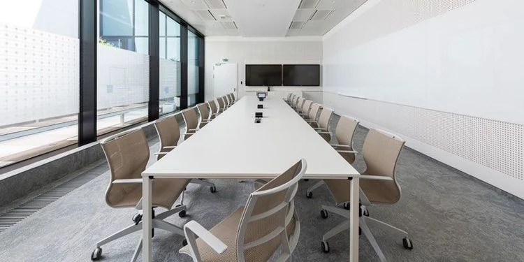 ایجاد فضای راحت در اتاق کنفرانس برای کاربران