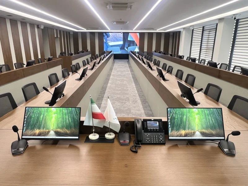 ارتقاء جامع سالن کنفرانس بزرگ یک هلدینگ انرژی