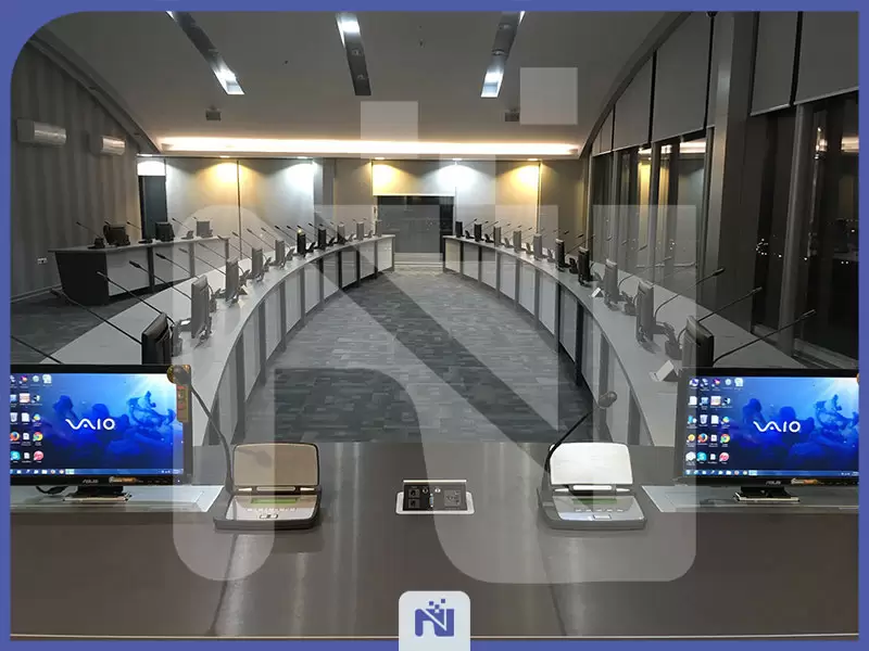 سالن تجهیز شده با سیستم کنفرانس رستمومنت